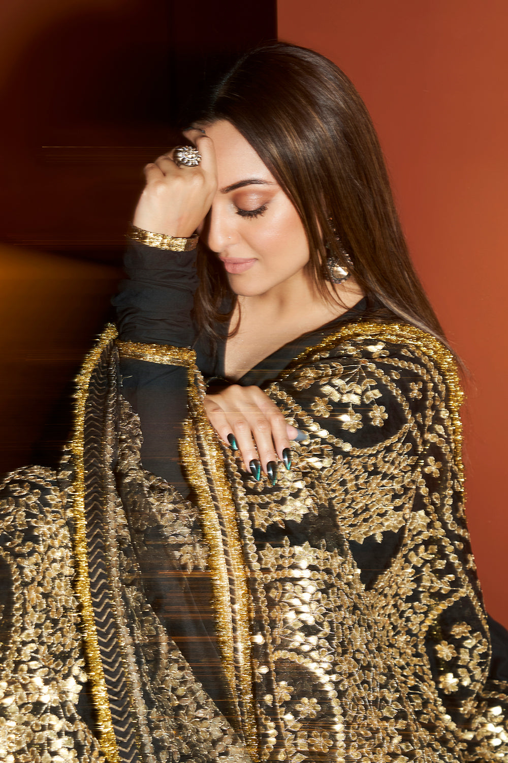 Sonakshi Sinha in Faani Angrakha Set B