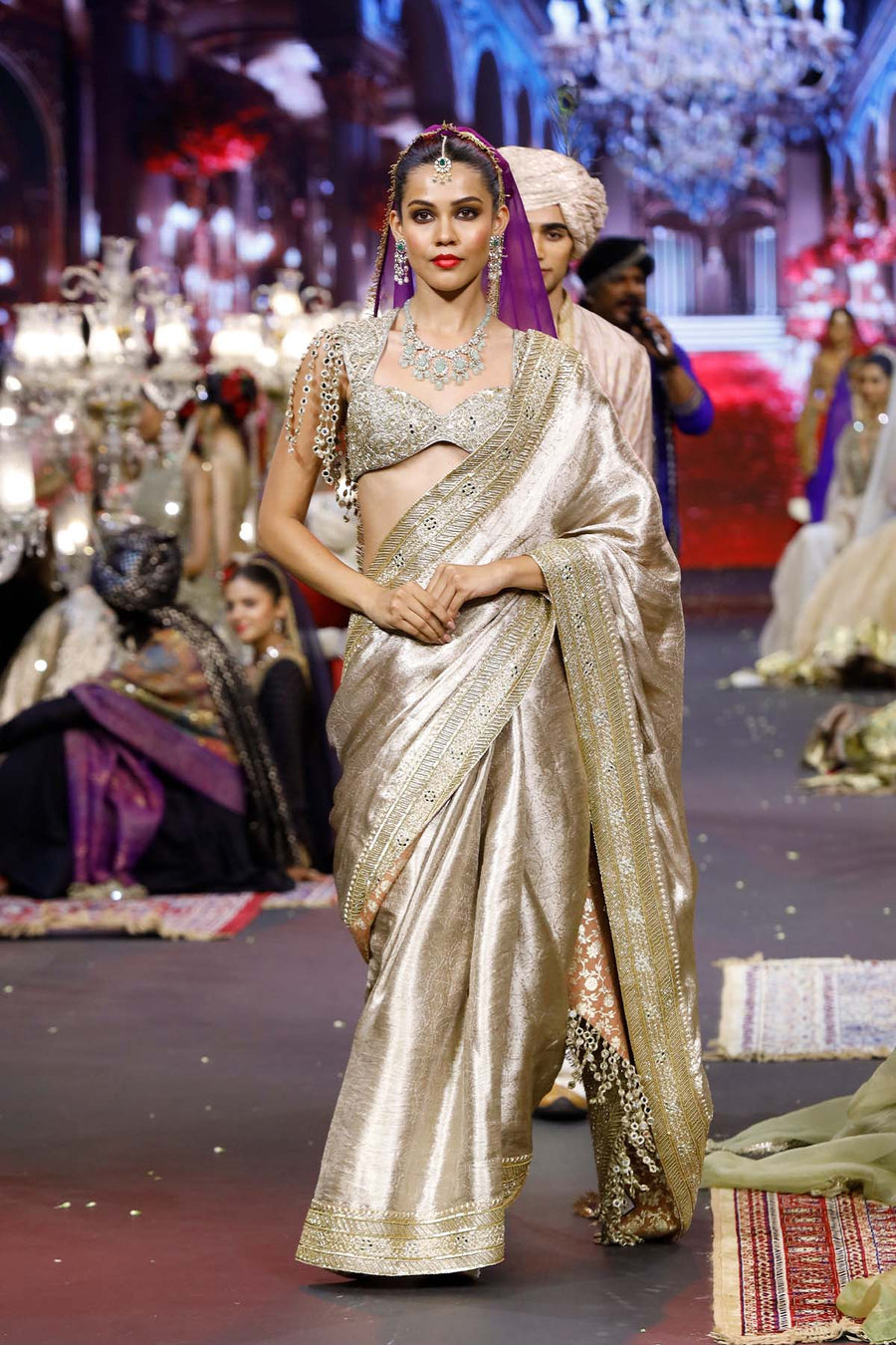 Gulnoor Saree Set