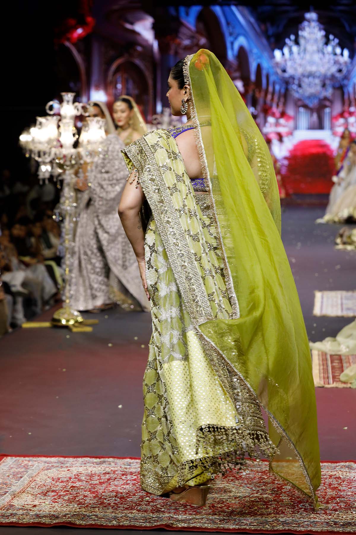 Neelkanthi Noor Saree Set