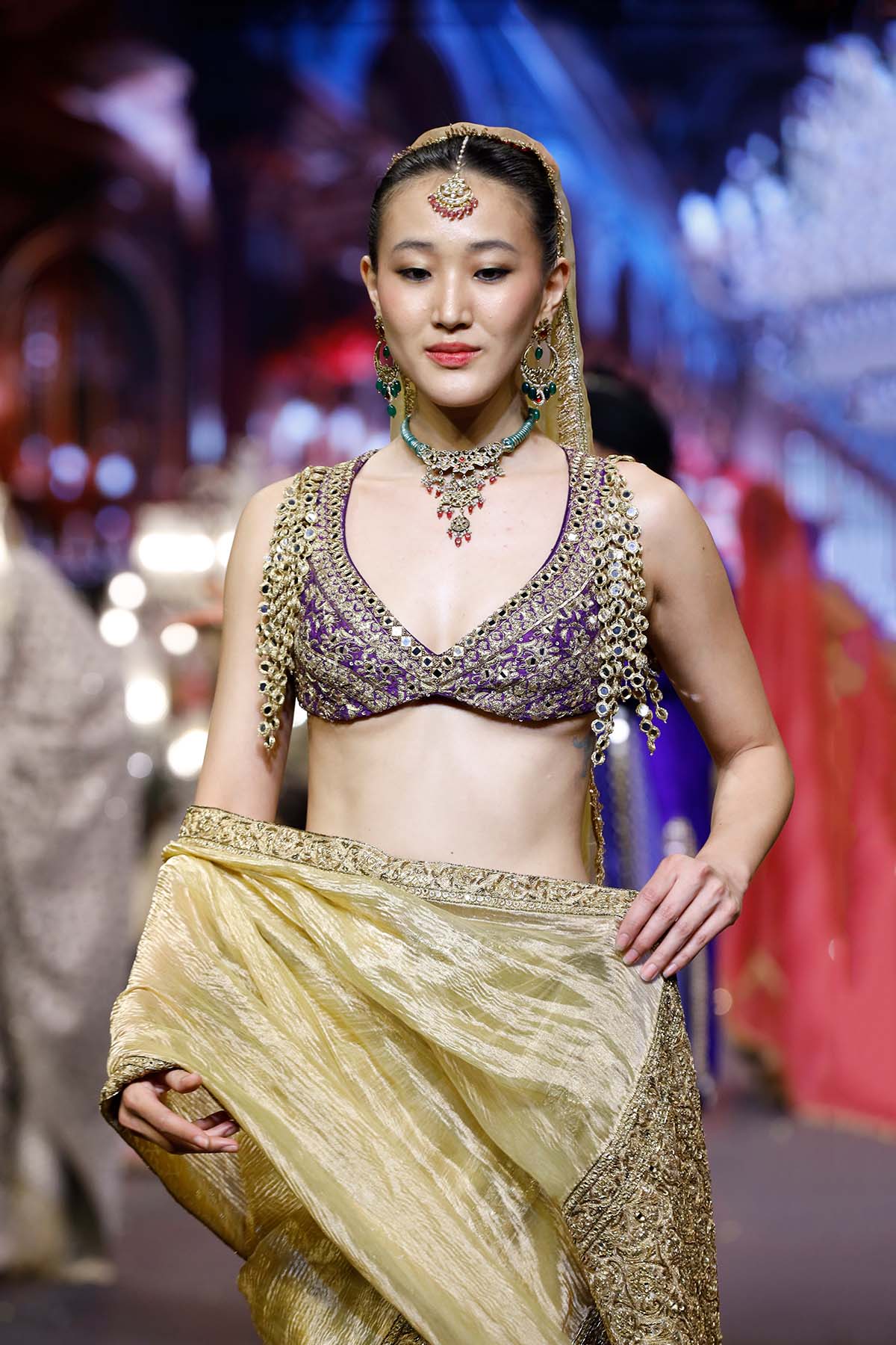 Pehrang Saree Set