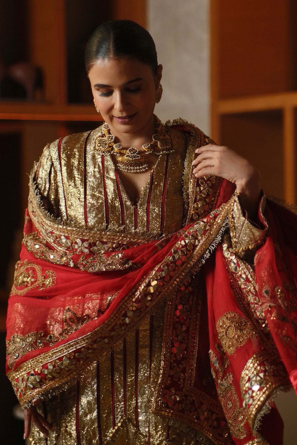 Divya Kapoor Gurwara In Suvarna Suit