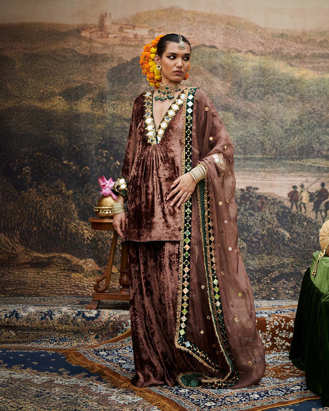 Makhmal Khayal Suit