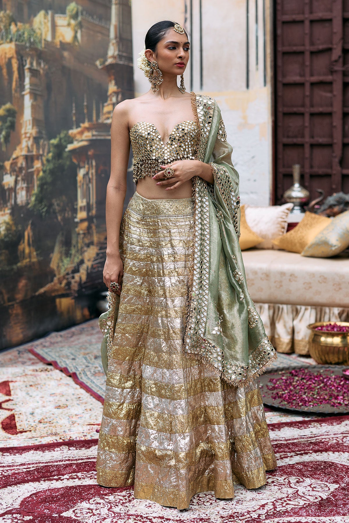 Kiran Sona Chandi Lehenga Set