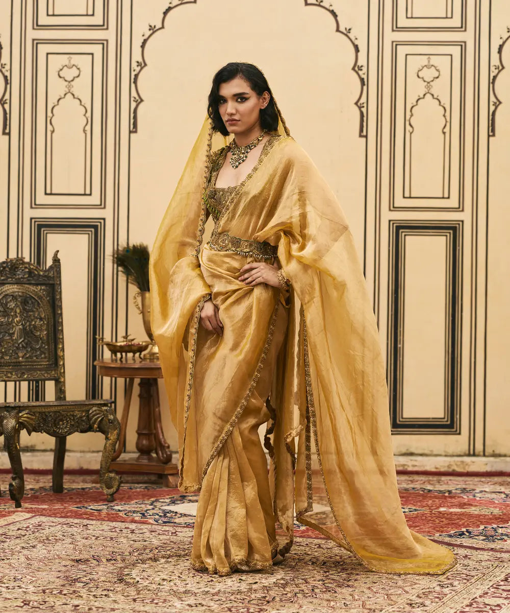 Haridra Jadaau Saree Set
