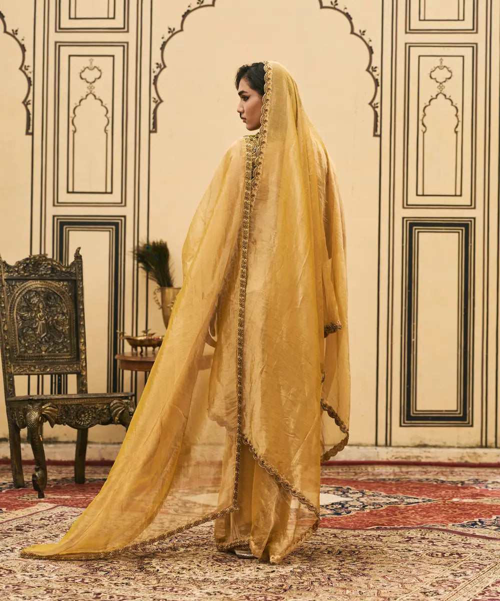 Haridra Jadaau Saree Set