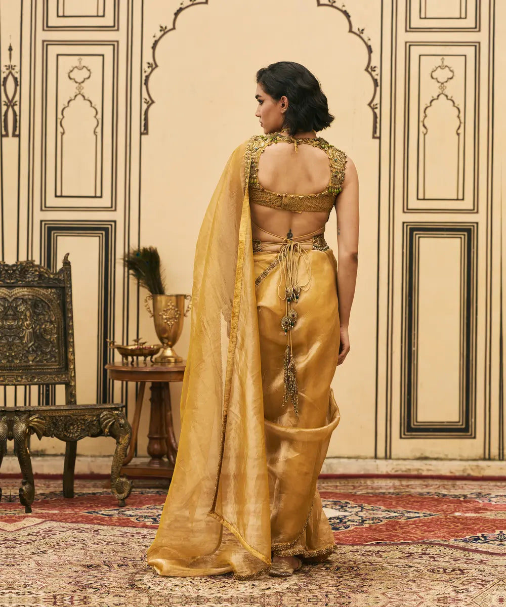 Haridra Jadaau Saree Set