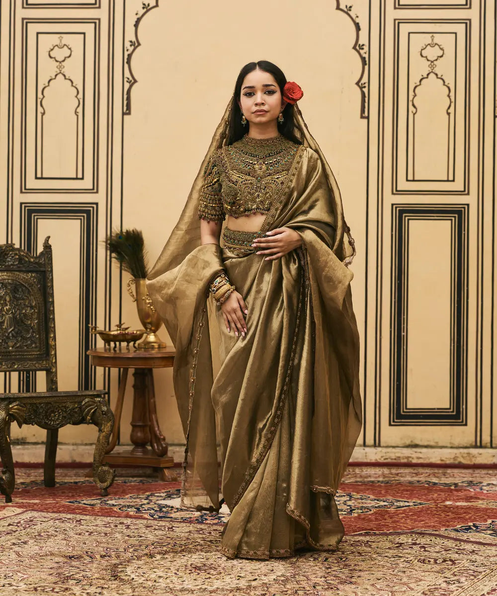 Krishnavarna Jadaau Saree Set