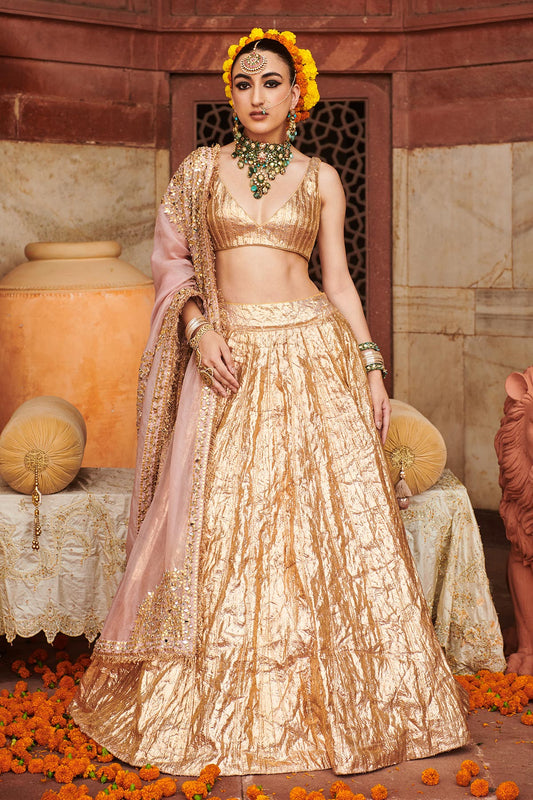 Padmasvarṇa Lampi Lehenga