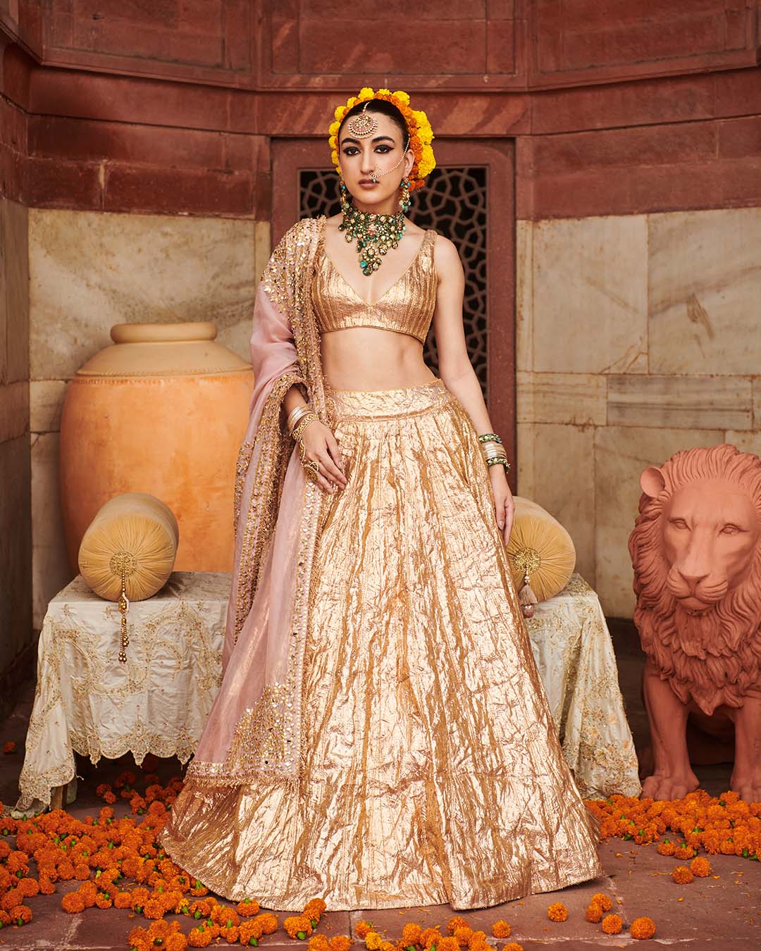 Padmasvarṇa Lampi Lehenga