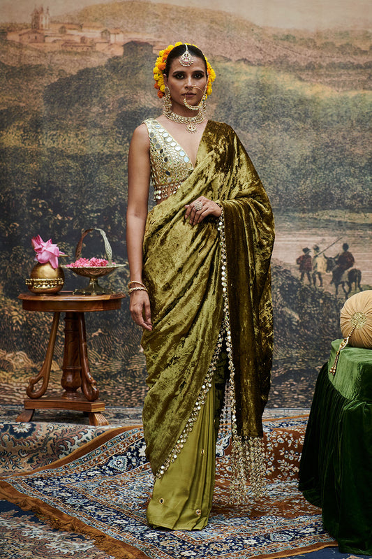 Rang-e-Mehfil saree