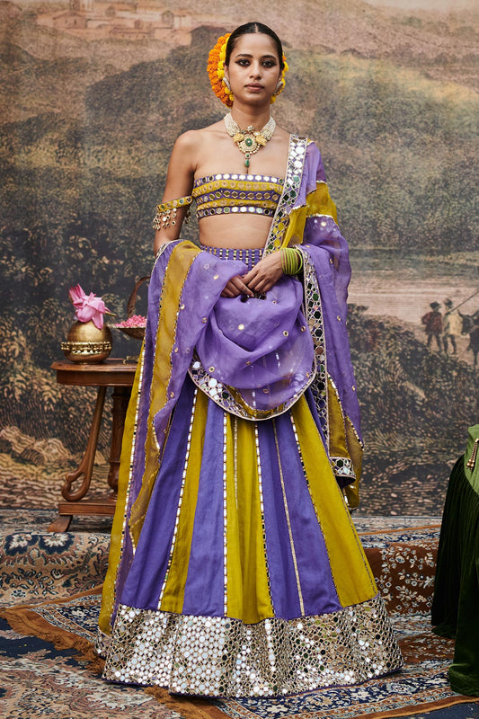 Hari Varn Lehenga