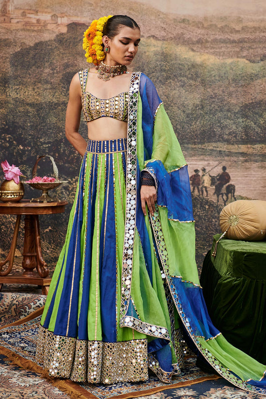 Hari Neel Lehenga