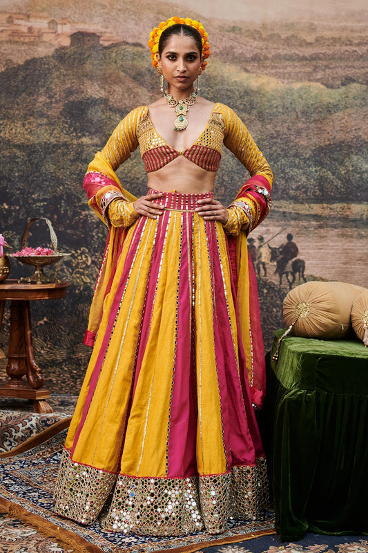 Padma Peet Lehenga