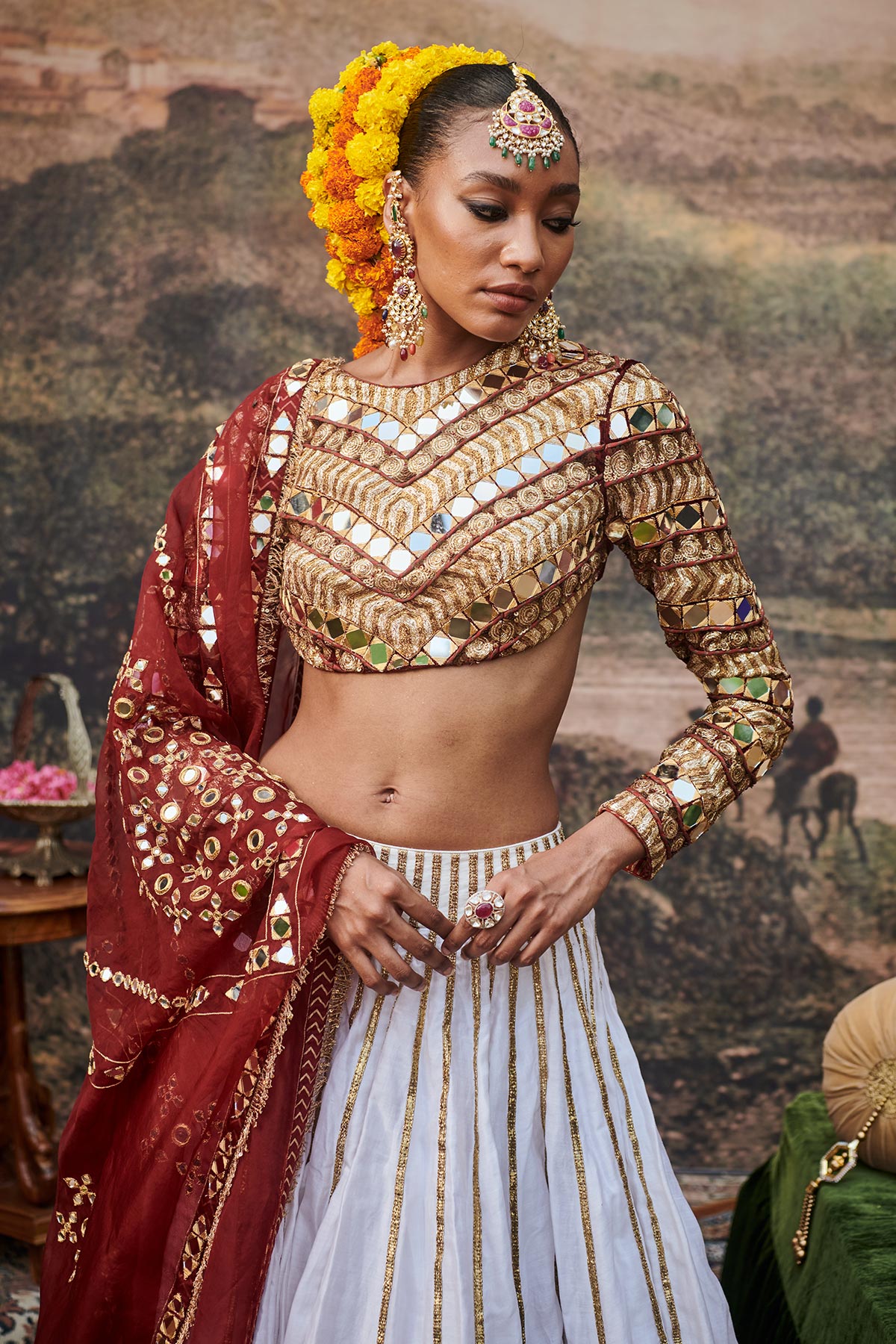 Surkh Lehenga