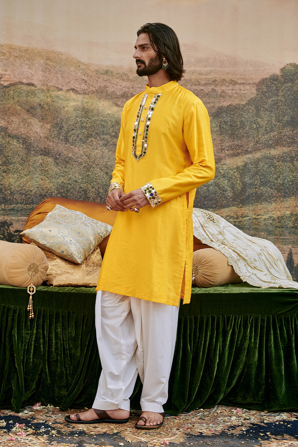 Khayalat-e Kurta Set