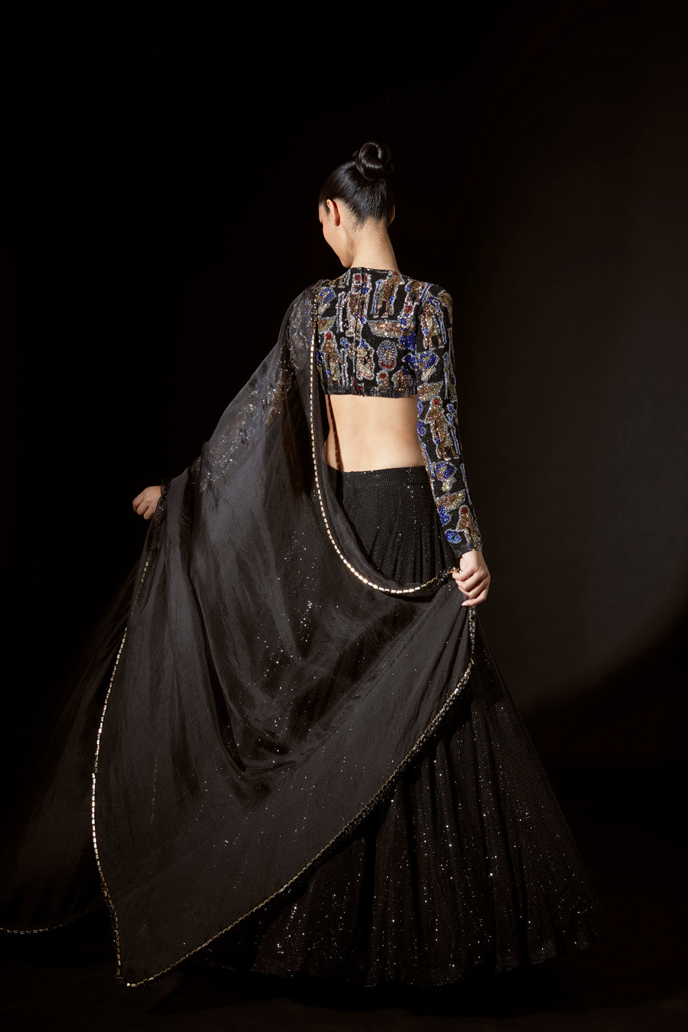 Figurine Flow Lehenga Set