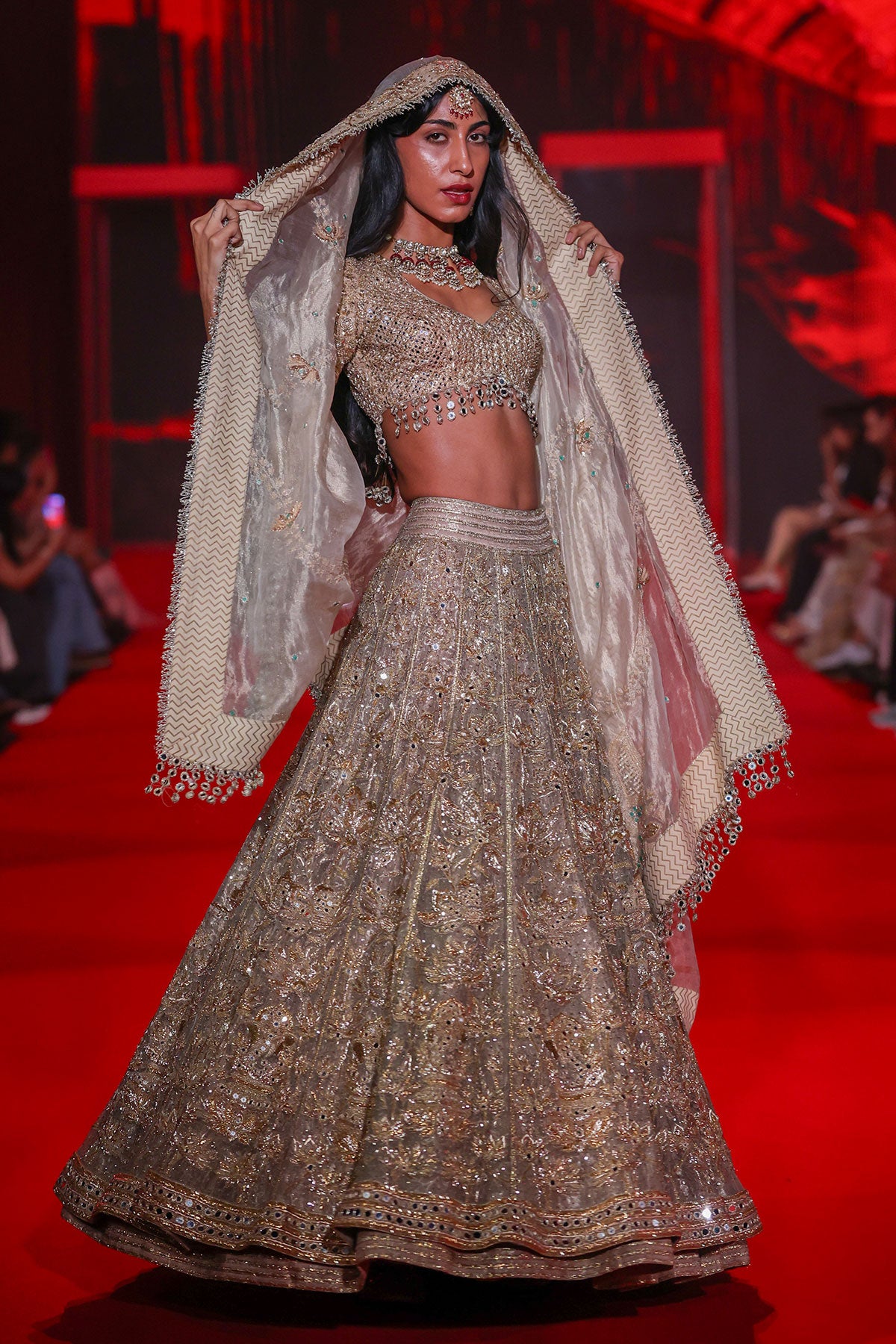 Mangalmurti lehenga