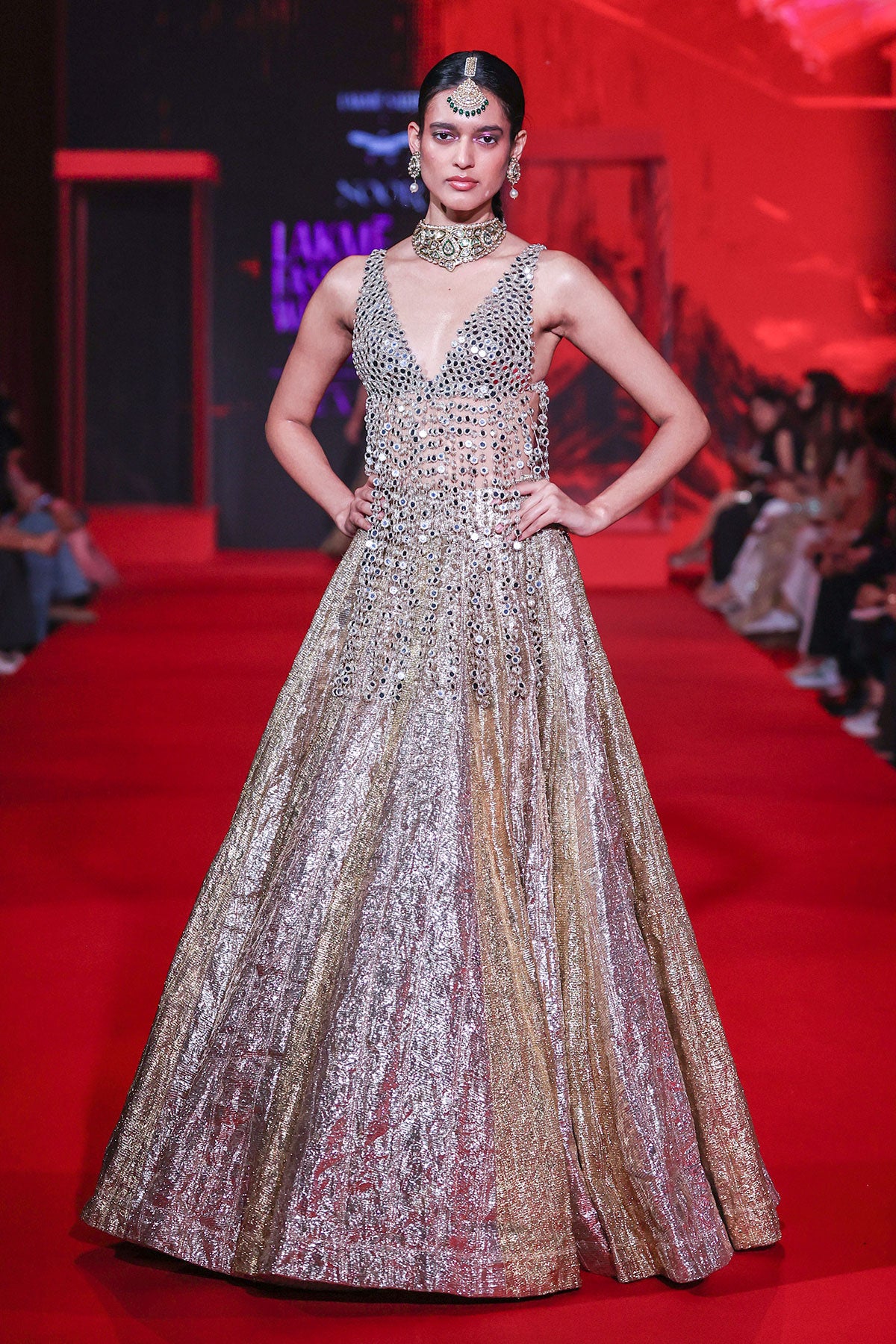 Kanaktara Lehenga Set