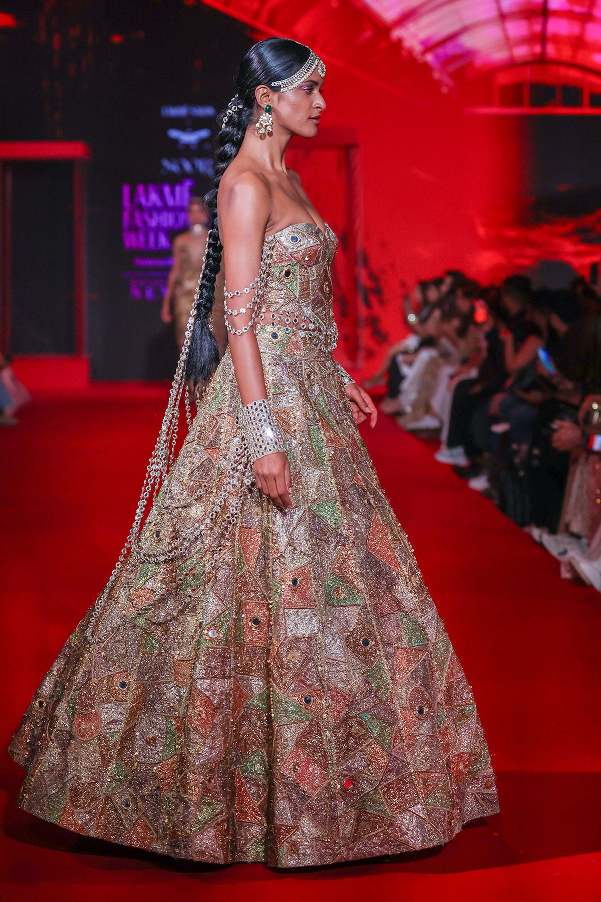 Pravanya Lehenga Set