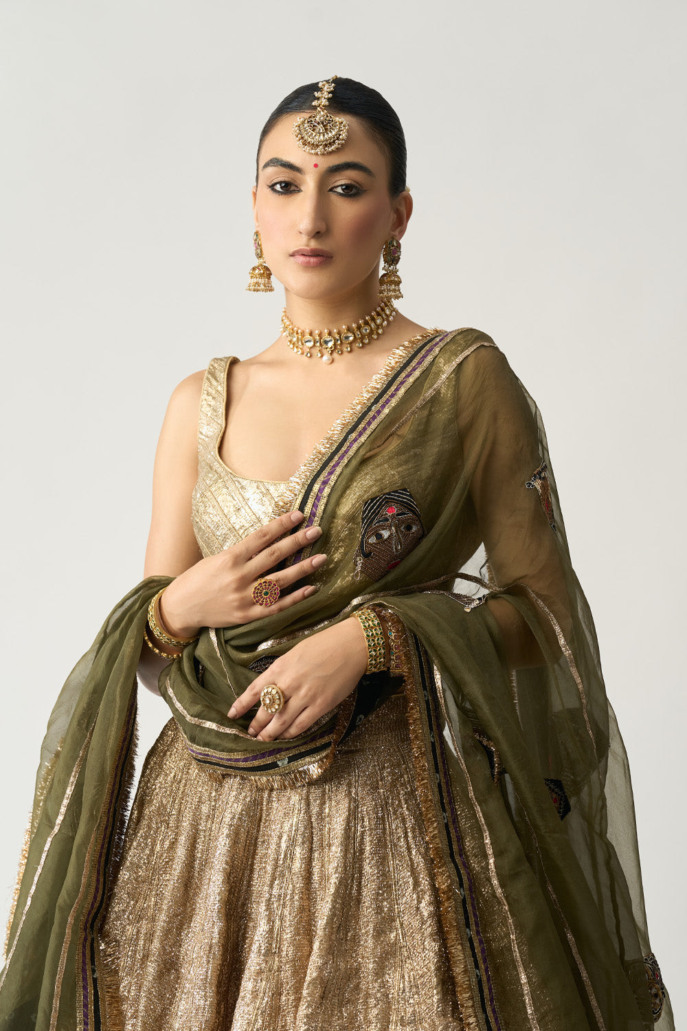 Hara Katputli Dupatta Chandi Lehenga Set